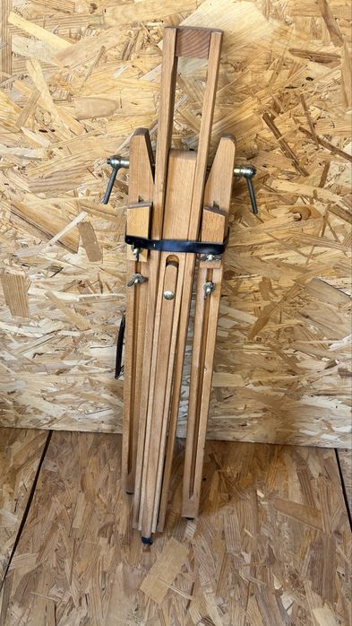 Мольберт тринога переносний