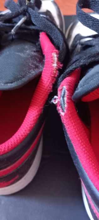 Air jordan pouco usadas com caixa e autocolante