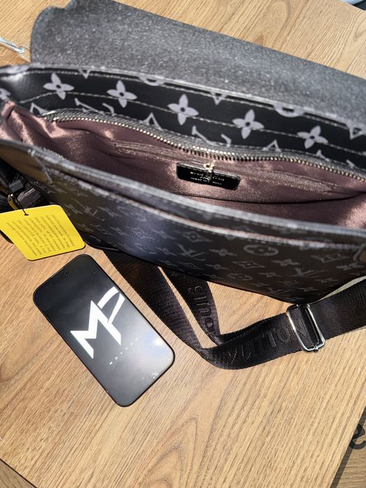 Bolsa LV nova nunca usada