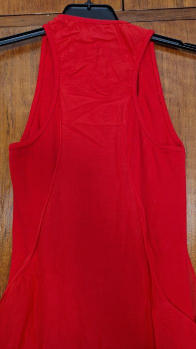 T-shirt vermelha tamanho S