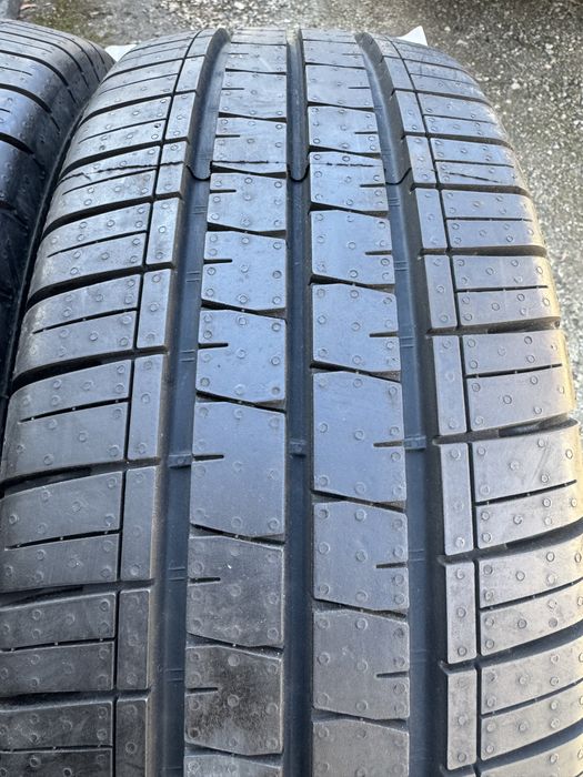 215/65R16C 109/107T Vredestein Comtrac 2