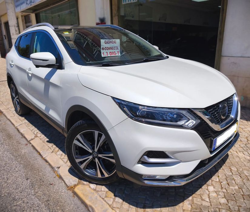 Nissan Qashqai 1.3 DIG-T N-Connecta J18