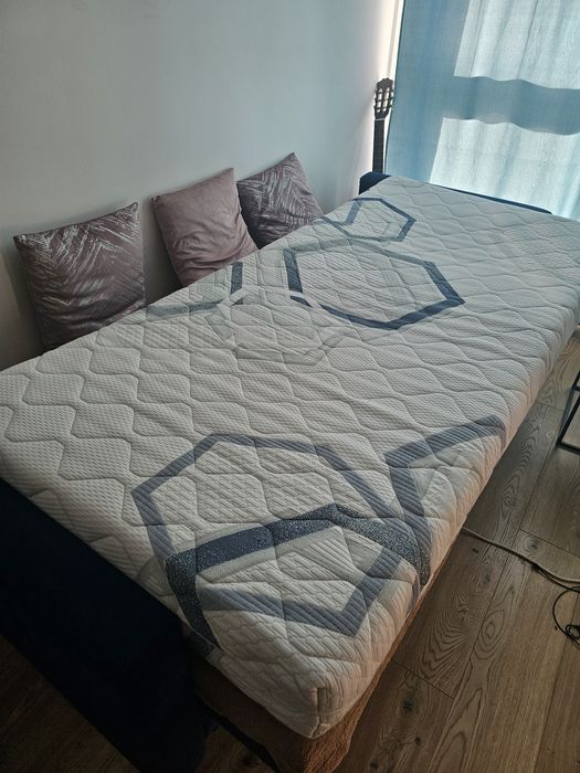 Materac HILDING 

Breakdance (90x2