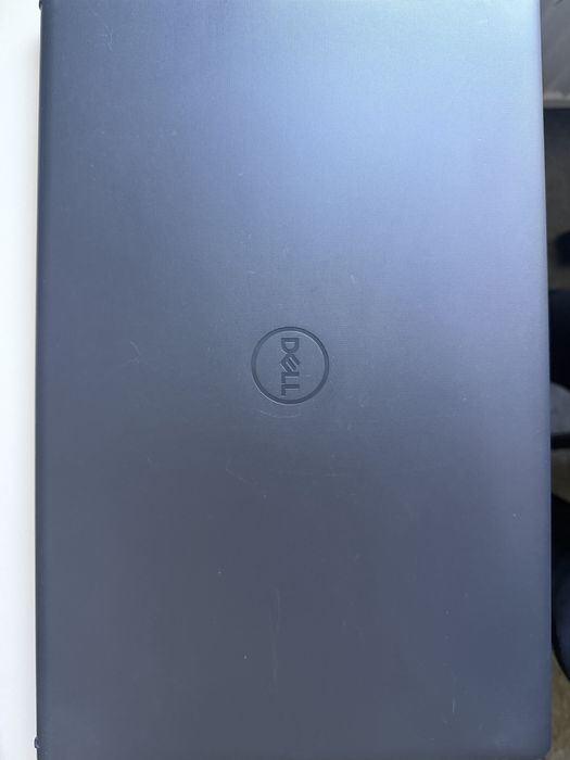 Dell Vostro 3510