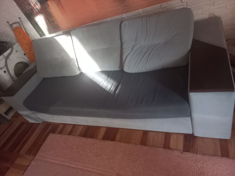 Диван   Бостон .