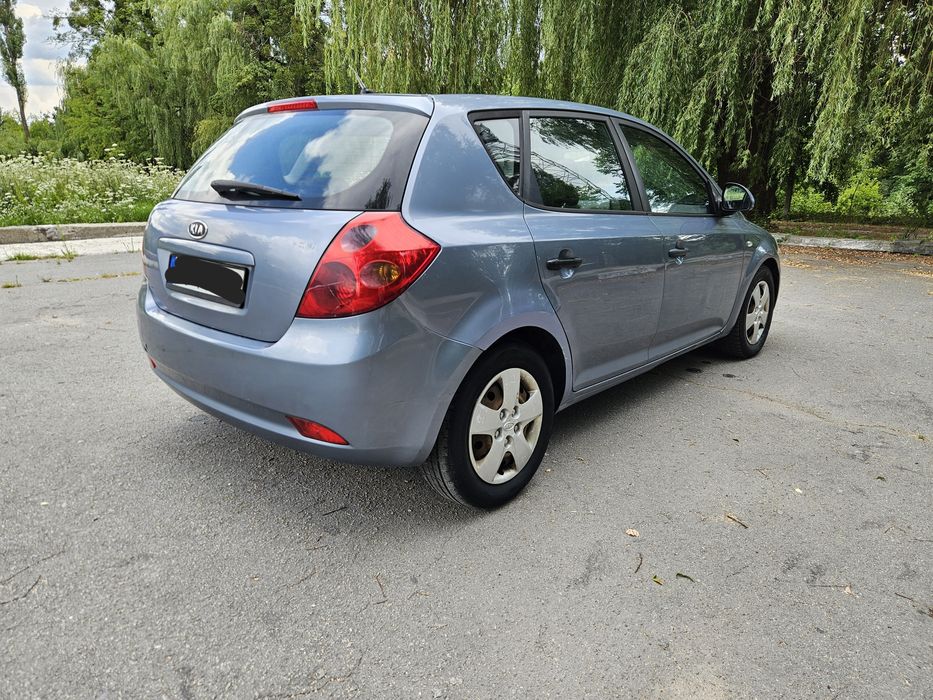 Kia Ceed 2007 рік 1.6 дизель для військових