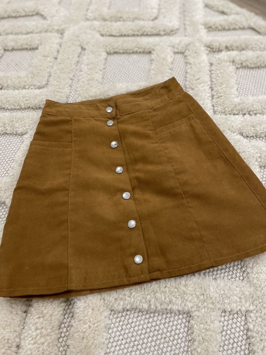 Жіноча спідниця