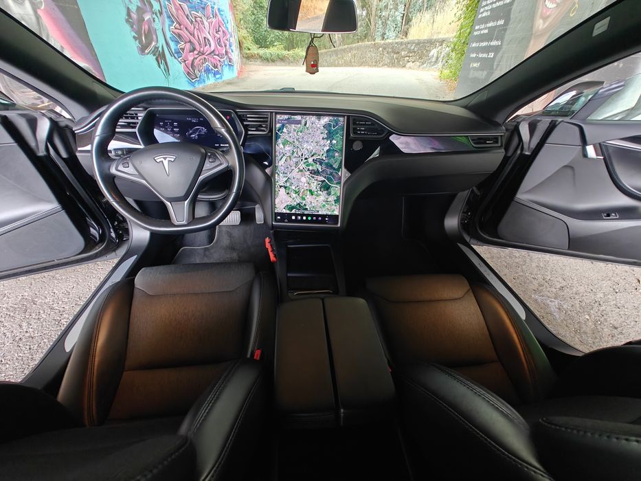 Tesla Model S — fotografia 6