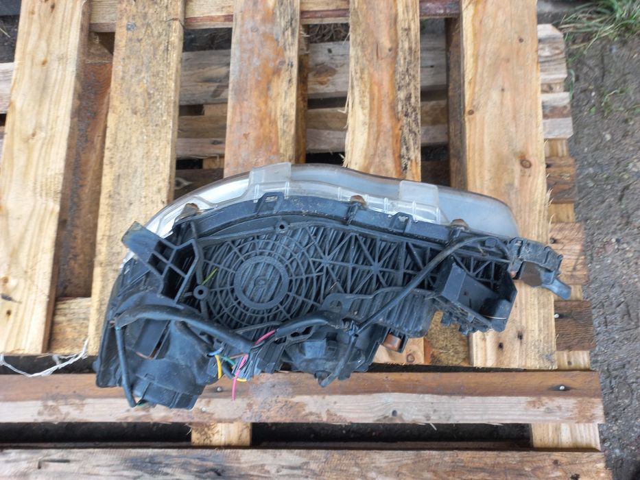 Lampa prawa przód przednia kompletna mitsubishi asx