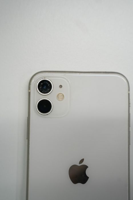 iPhone 11 – 256GB – Ideal para Primeiro Telemóvel