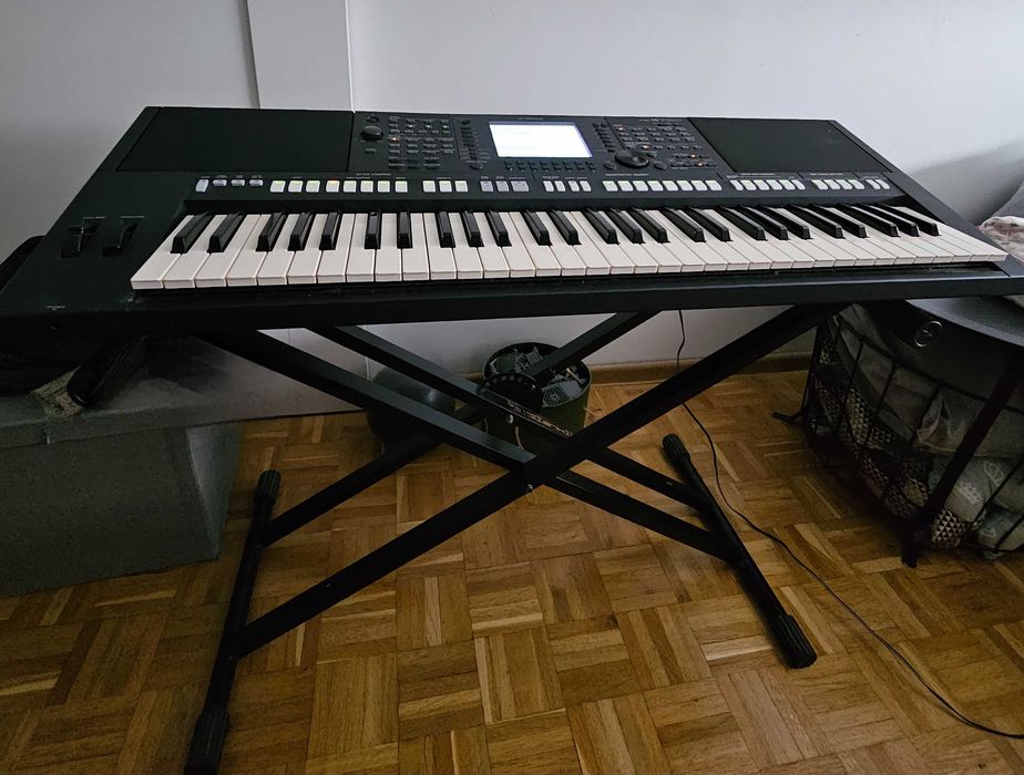 keyboard PSR S750 + stojak
