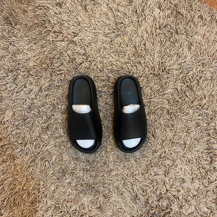 adidas_Yeezy_Slide_Onyx Rozmiar 47