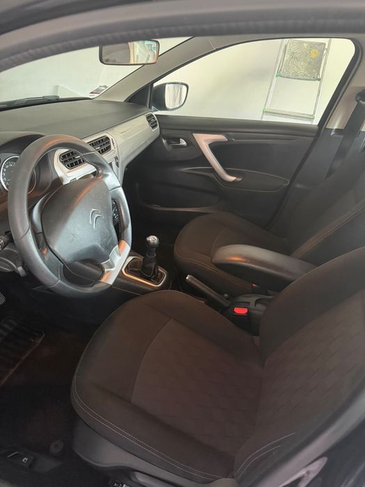 Citroen C elysee 1.6 ano 2017