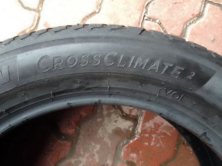 Opona wielosezonowa 235/55r19 MICHELIN 2023r