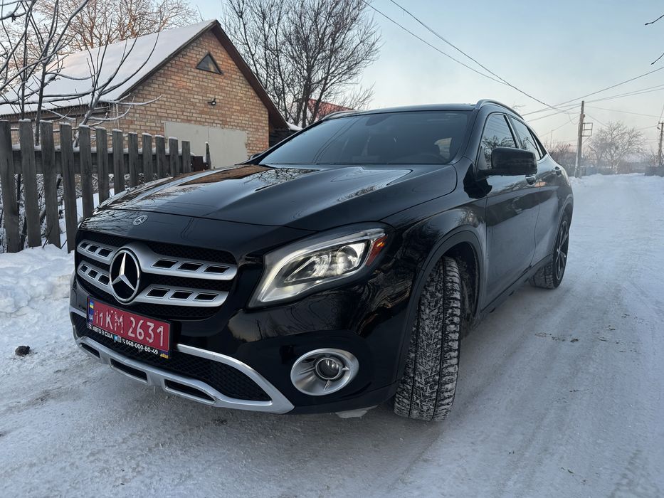 Продам мерседес mercedes gla x156
