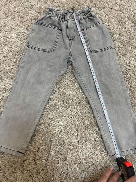 Джинси Zara на 3-4 роки 104 см
