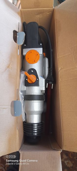 Młot udarowy,młotowiertarka