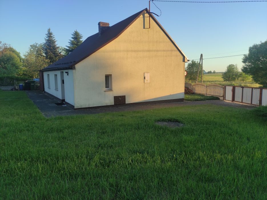 Sprzedam dom z dużą działką