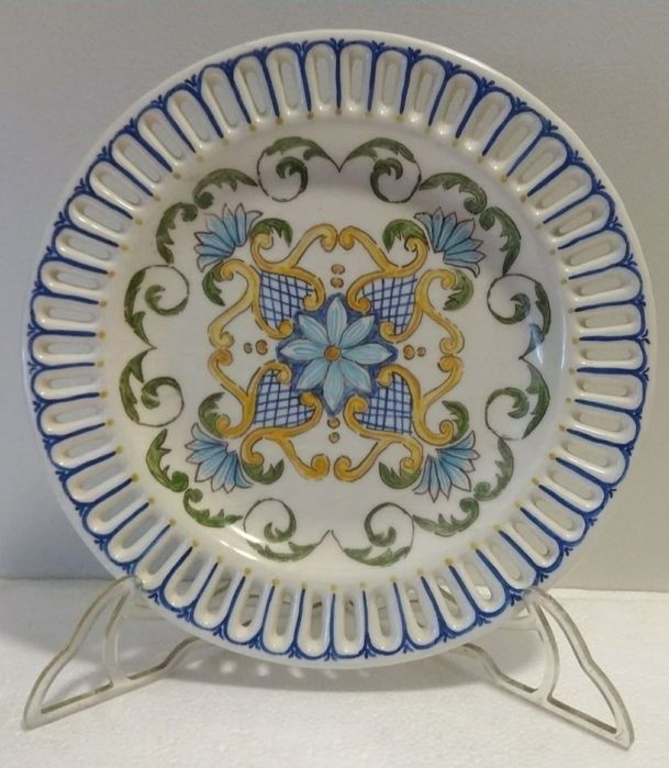 Prato pintado à mão