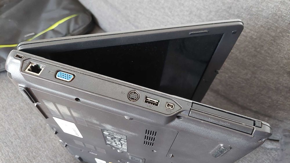 Acer Extensa 5220 – sprawny, bez dysku, idealny na części / prosty laptop