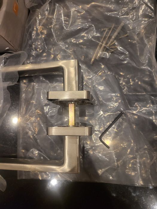 Klamki do drzwi pokojowych