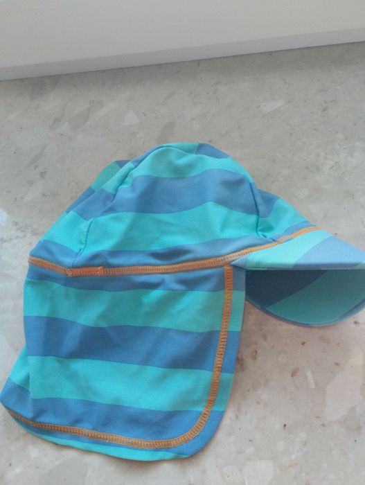 Czapka od słońca 3-6 m cy