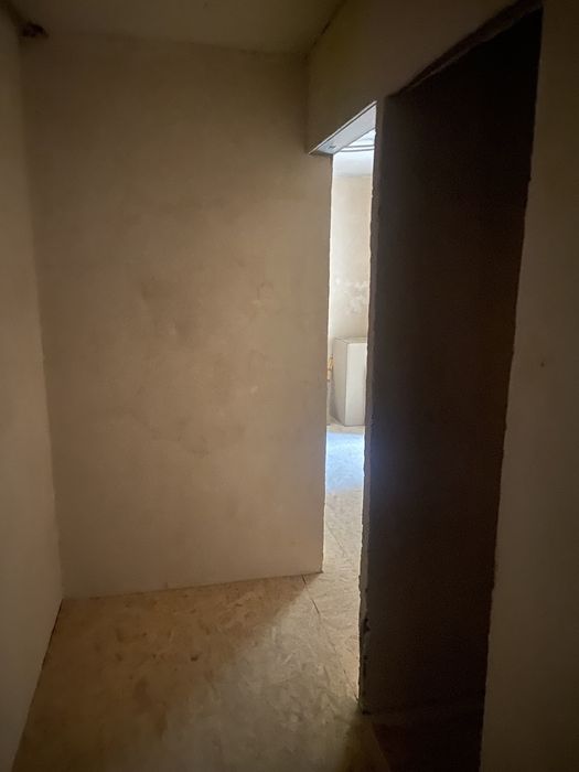 Продается 3 комнатная квартира на Лермонтова .