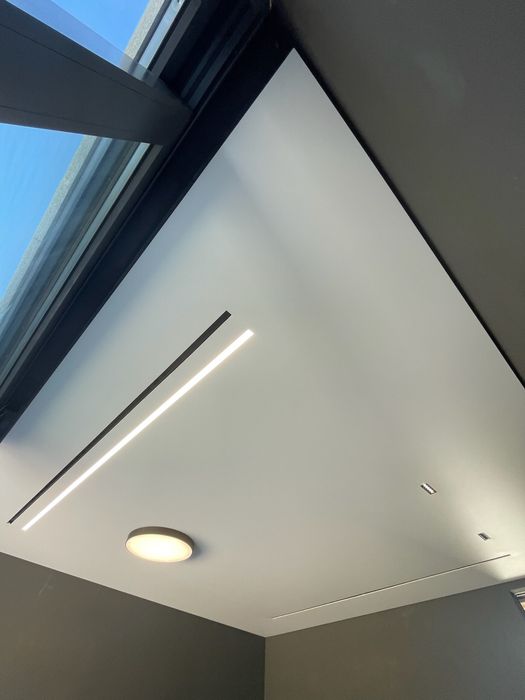 Натяжні стелі Закарпаття: тканинні та ПВХ під ключ( натяжные потолки).