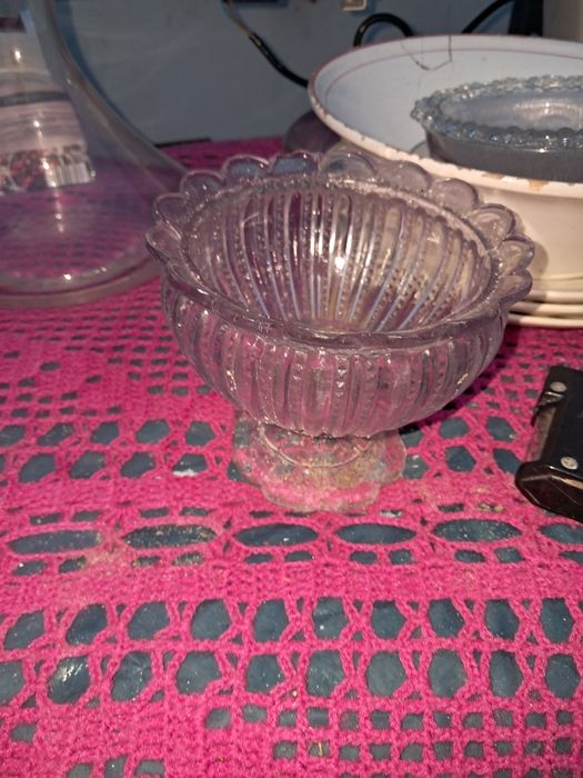 Pote em vidro trabalhado