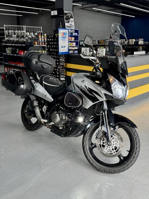 Suzuki DL650 V-Strom 2005 рік,  61 тис. км. пробігу.