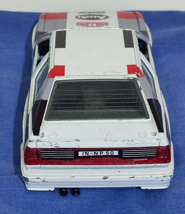 Lancia Quattro. Escala: 1/24