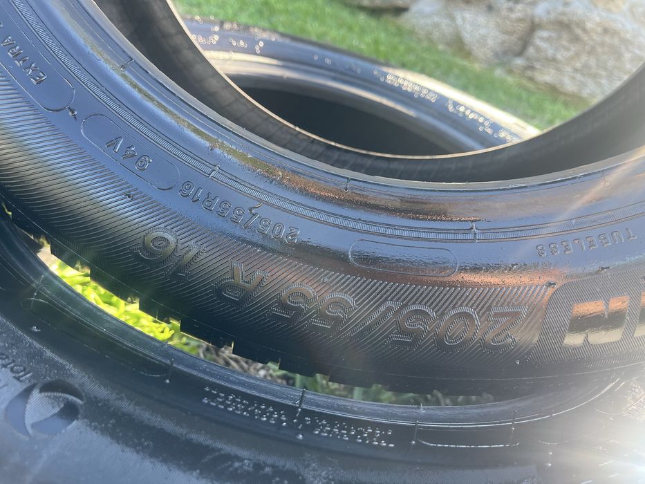 2 Pneus 205/55R16 Michelin CrossClimate - Bom estado