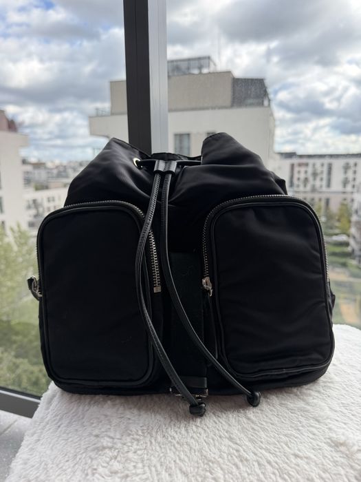 Czarny plecak Massimo Dutti