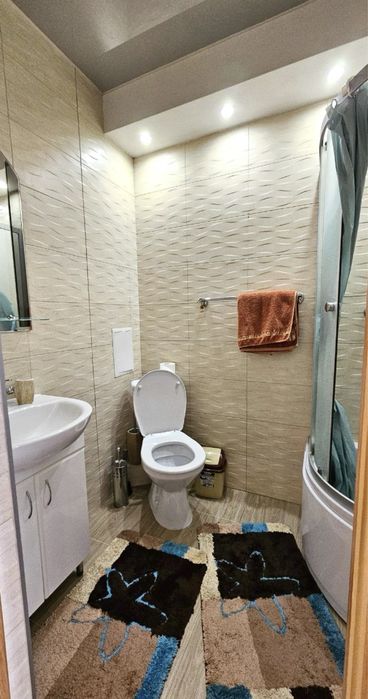 Сдам 1-ком.в ЖК Академгородок(Добровольцев)Парк Победы,Студия