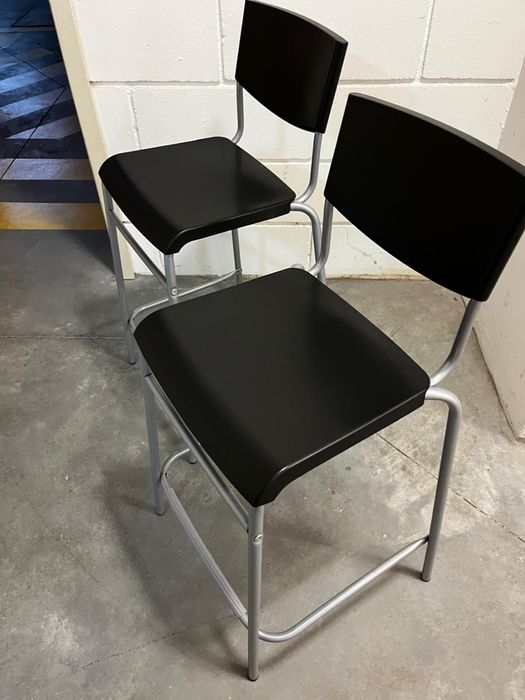 Bancos altos cozinha