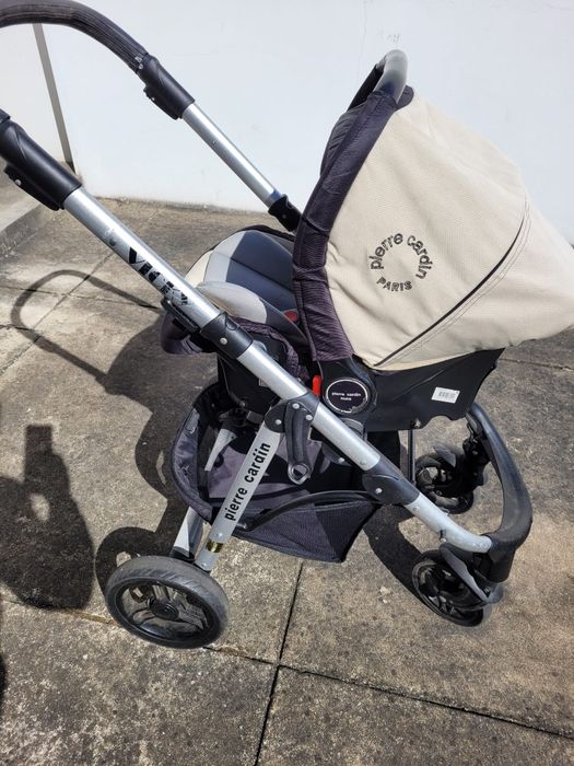 Carrinho de bebé duo Pierre Cardin