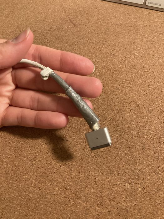 Carregador 85W Magsafe 2 Power Adapter (AVARIADO) + Corrente Extensão
