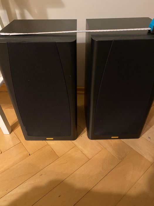 Kolumny Jamo 68 podłogowe