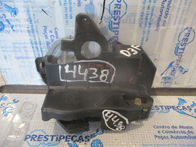 Fechadura / fecho porta frente esquerdo KIA Picanto (BA)