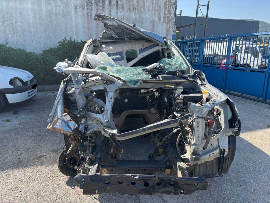 Peças Izuzu D-MAX do ano 2023