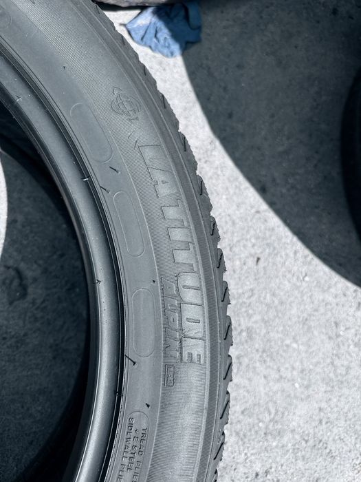 255 45 20 Michelin Latitude Alpin LA2 85% 2024 Шини Зима