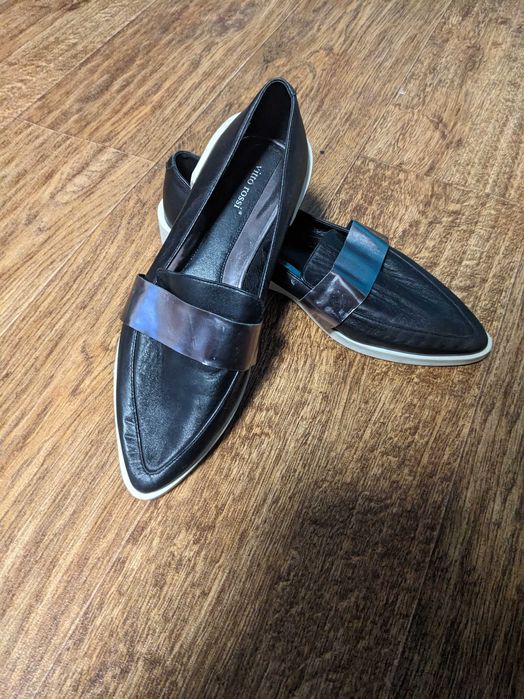 Туфли , лодочки кожаные