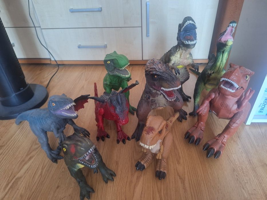 Zabawki duże dinozaury