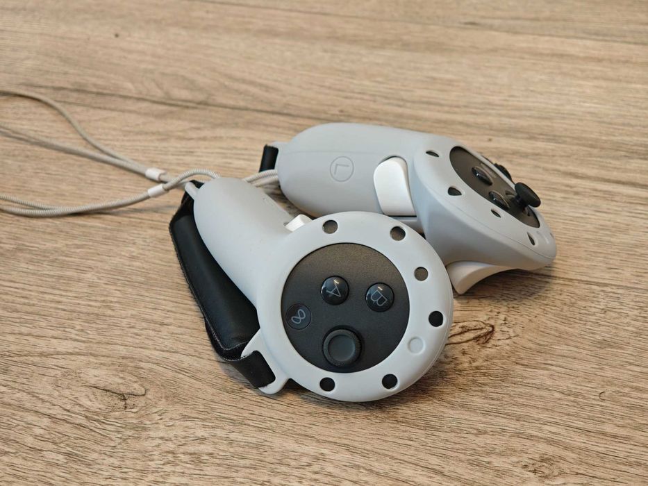 Meta Quest 3 512 GB + BOBOVR M3 Mini + akcesoria | Gwarancja 01.2027