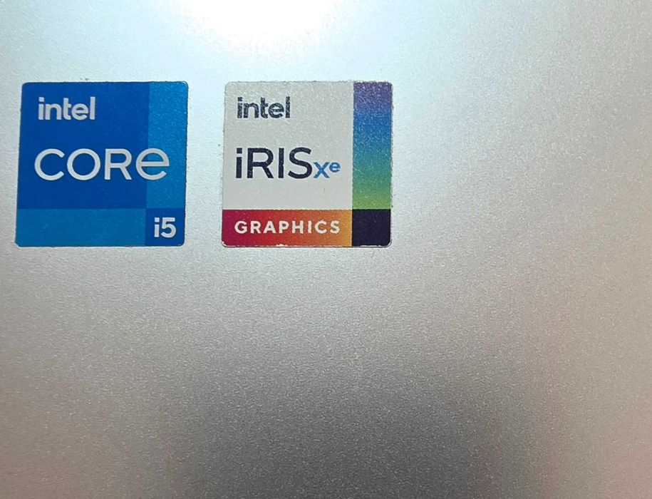 ASUS VivoBook 16" | Intel Core i5 | 16GB RAM | SSD 512GB | Excelente Estado
