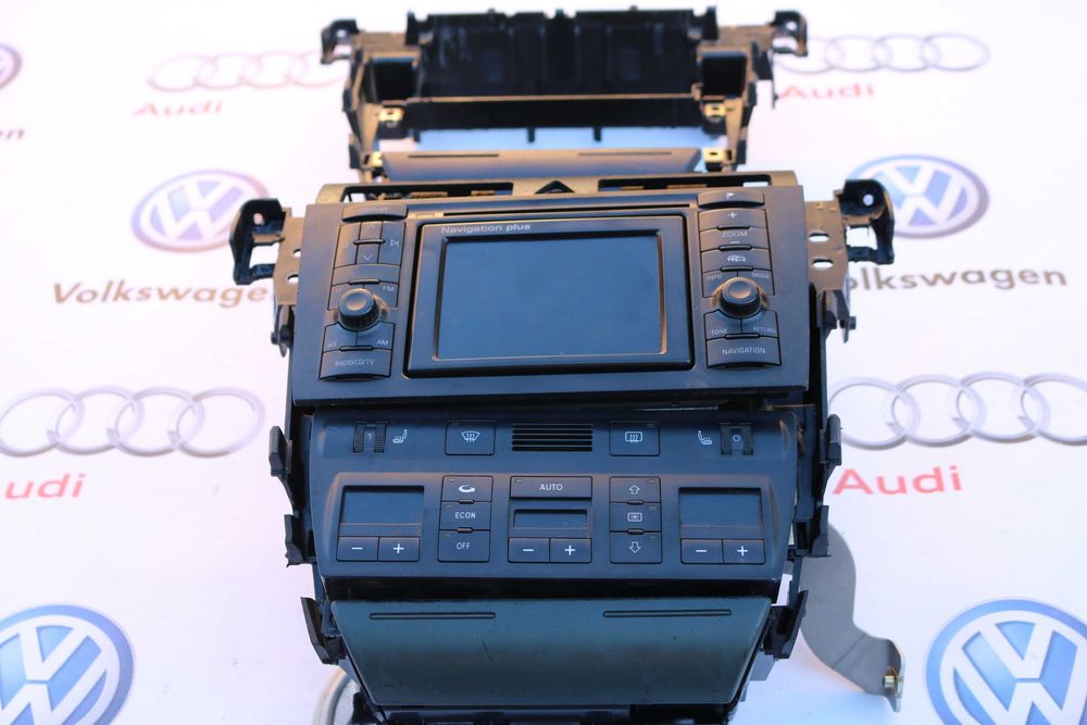 Рамка,переход под 2 din магнитолу Audi A6 C5