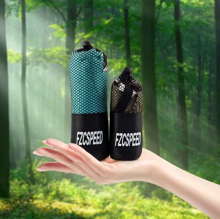 Швидковисихаючий похідний рушник 80х130 см бірюзовий