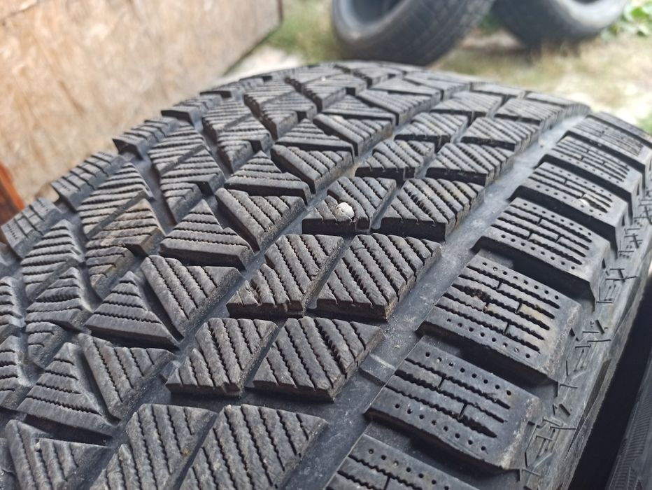 Зимние шины 285/60 R18 Habilead RW501