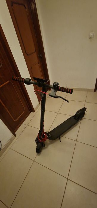 Trotinete elétrica Navee V25