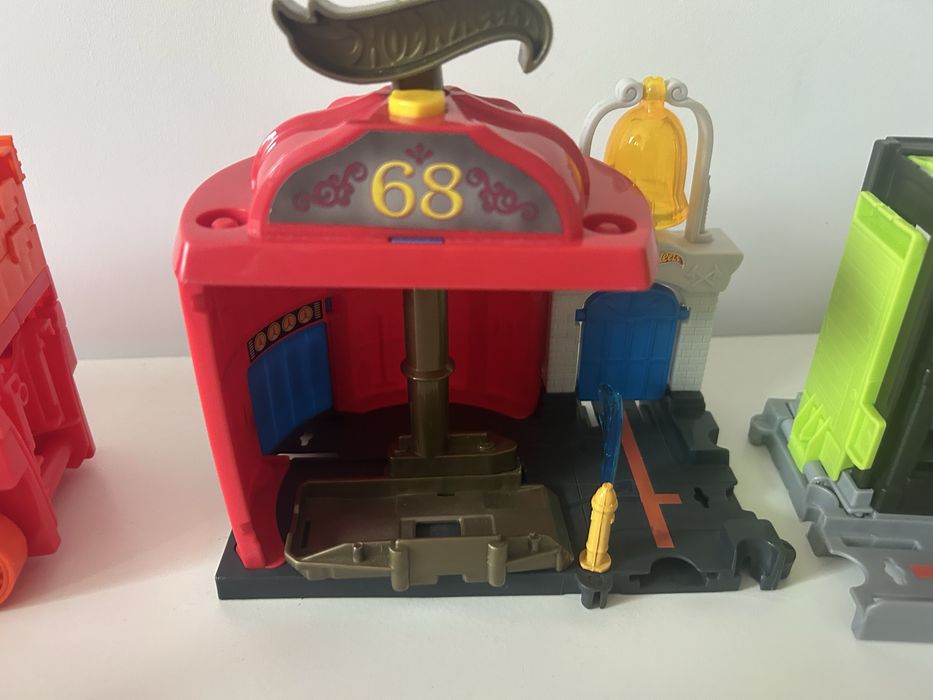 Hot Wheels - zestaw 5 zabawek